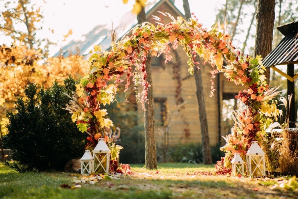 Fall wedding ideas (2) An autumn wedding arch